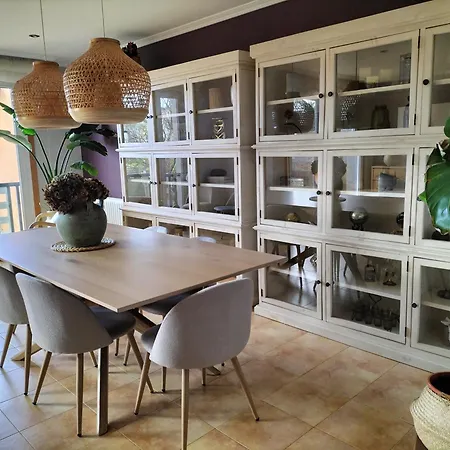 Hébergement de vacances Jardin Privado, Piscina Comunit, Max 10 Pers *