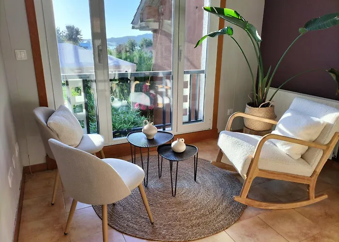 Casa de Férias Jardin Privado, Piscina Comunit, Max 10 Pers Sanxenxo